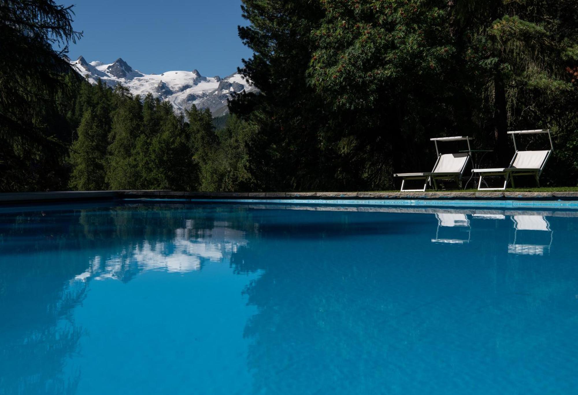 Hotel Saratz Pontresina Exteriör bild